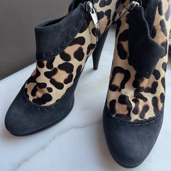 CHRISTIAN DIOR Platform Hair On Leopard trimmed with Black Suede Ankle Booties - Picture 5 of 14